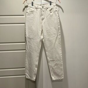 Zara High Rise Mom Jean Size 4 White